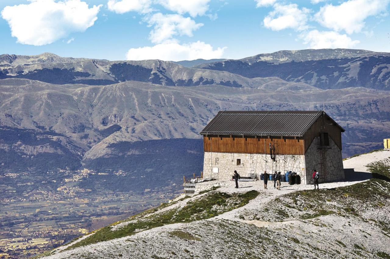 Complesso Turistico Aurora - Appartamenti Poggio Picenze Kültér fotó