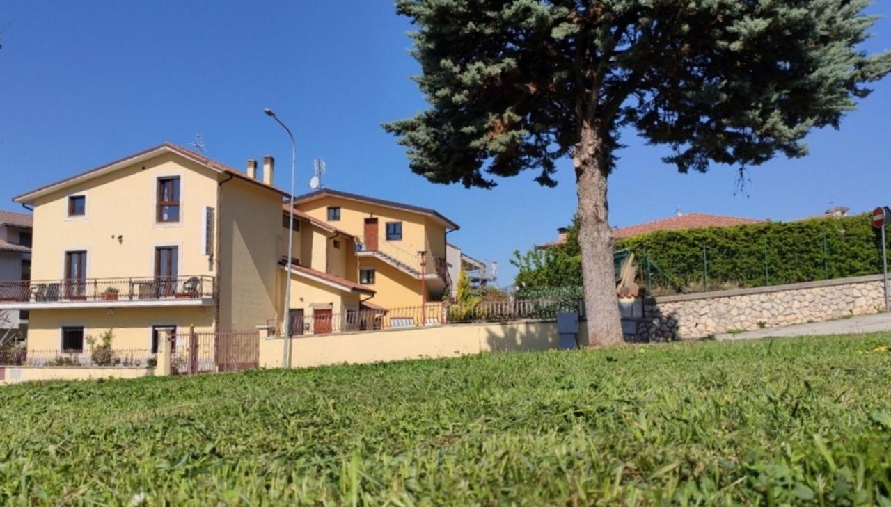 Complesso Turistico Aurora - Appartamenti Poggio Picenze Kültér fotó