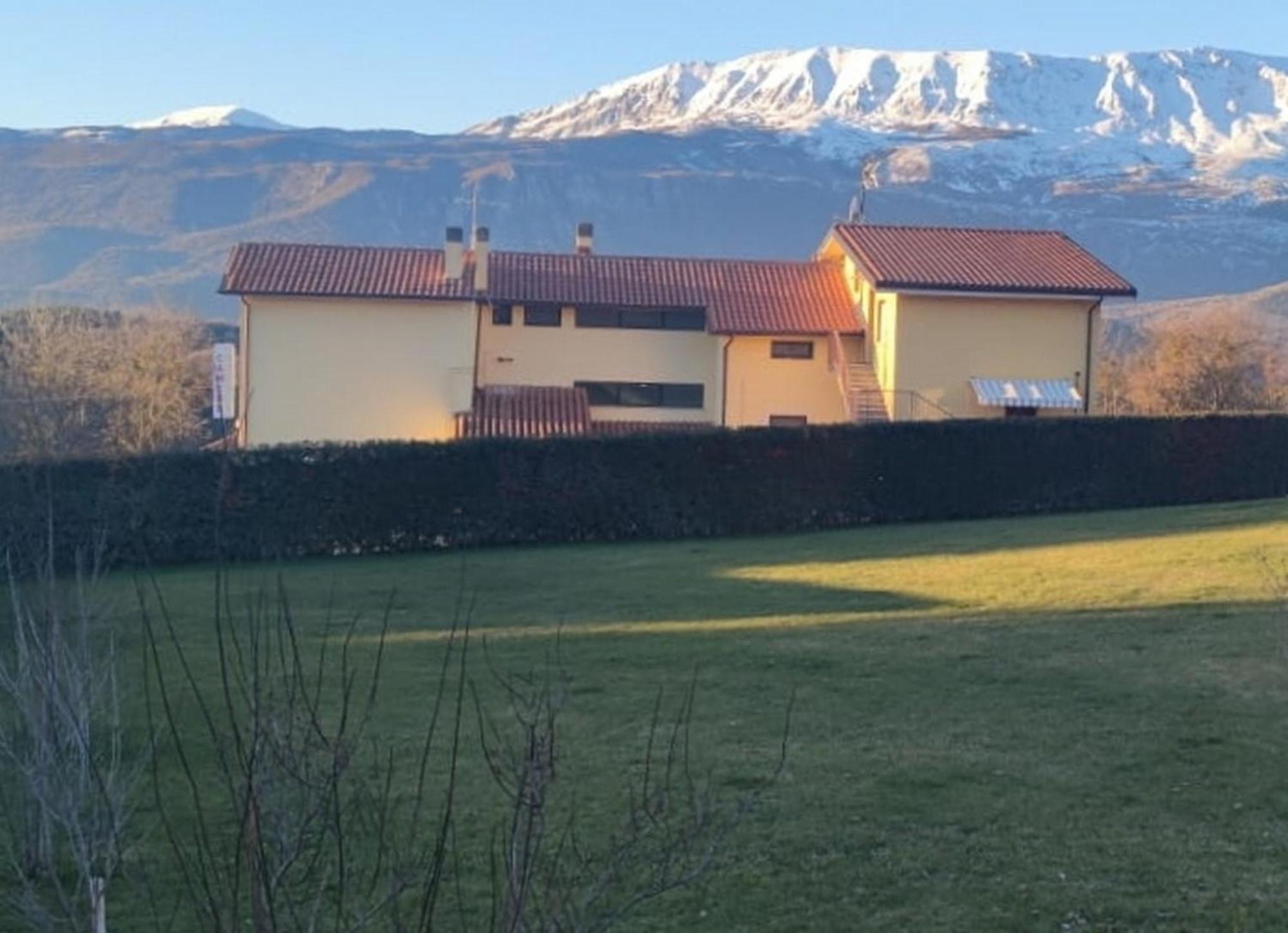 Complesso Turistico Aurora - Appartamenti Poggio Picenze Kültér fotó