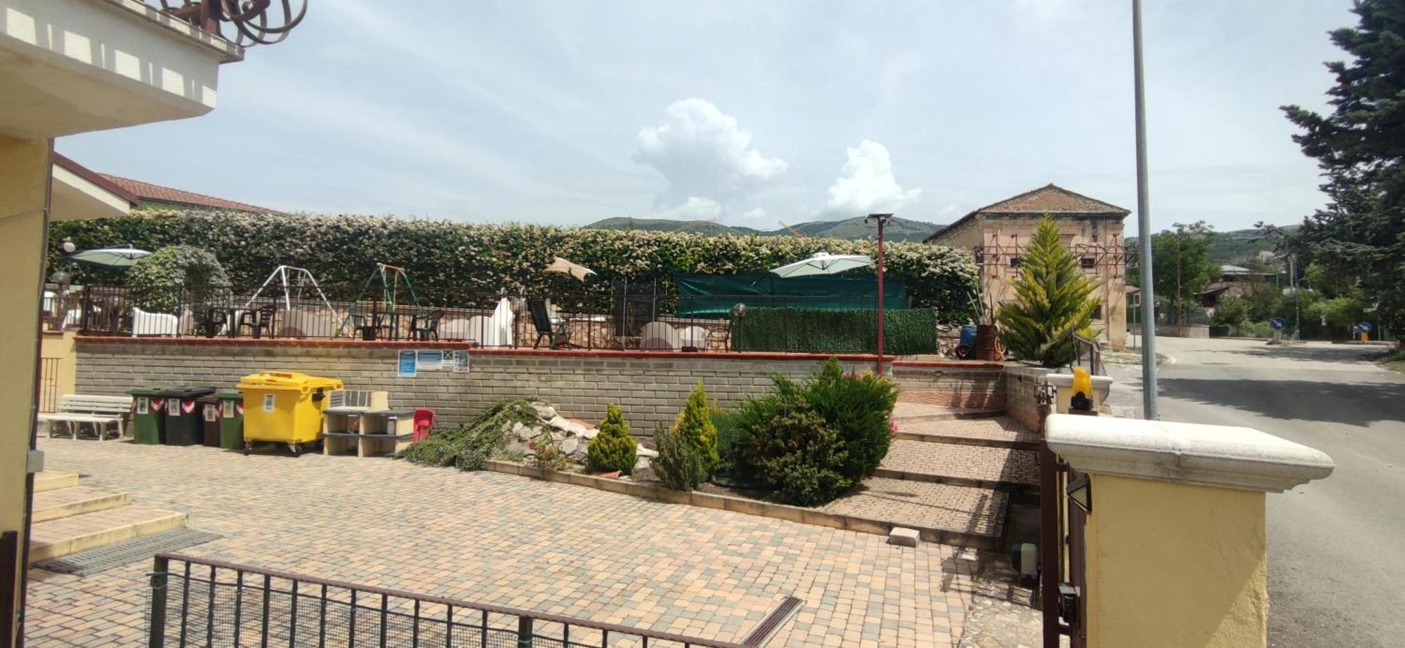 Complesso Turistico Aurora - Appartamenti Poggio Picenze Kültér fotó