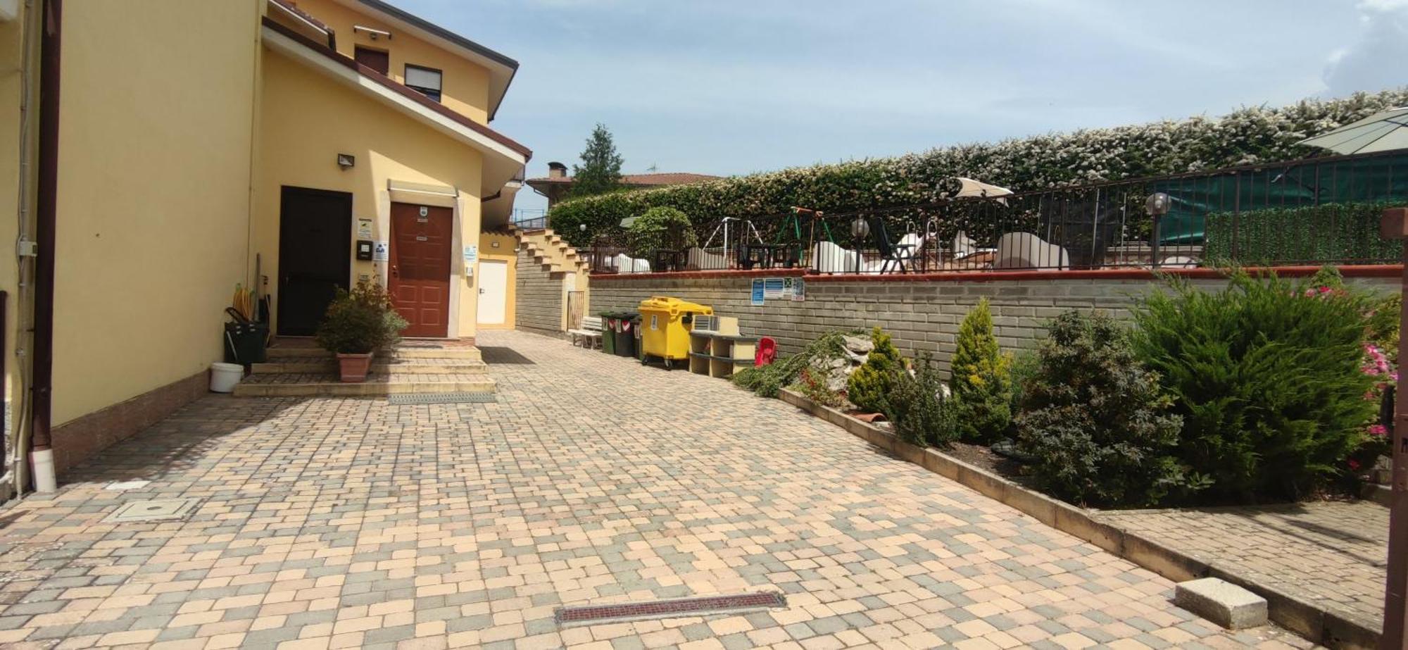 Complesso Turistico Aurora - Appartamenti Poggio Picenze Kültér fotó